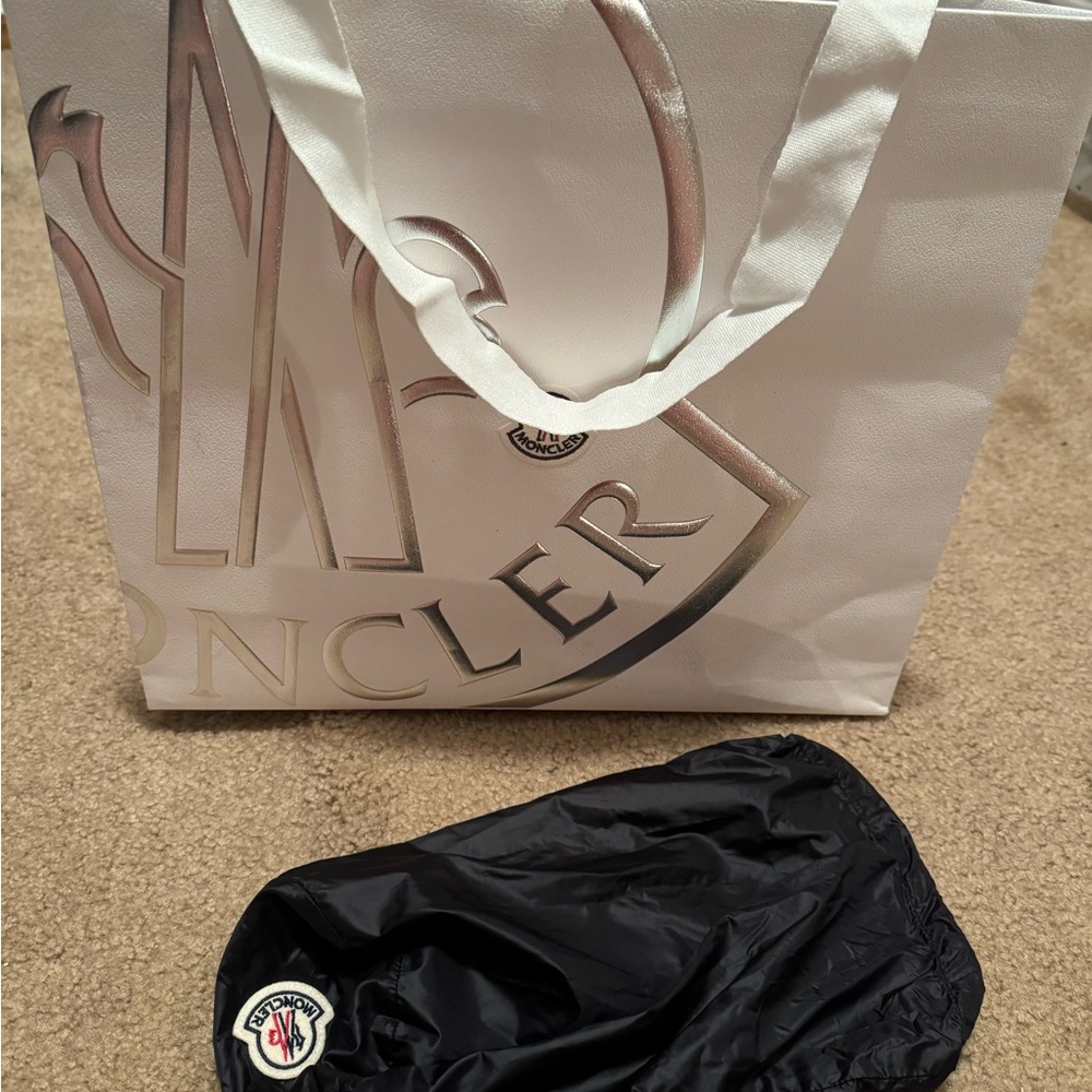 Moncler Long Parka, size 3, black